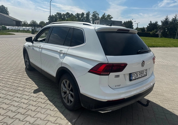 Volkswagen Tiguan cena 100000 przebieg: 163000, rok produkcji 2019 z Gniezno małe 29